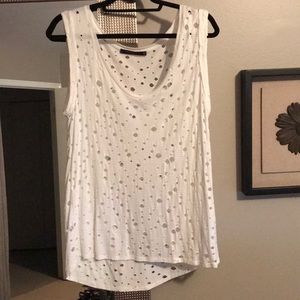 Chic holey tank top